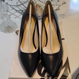 Nine West Classic Black Heels